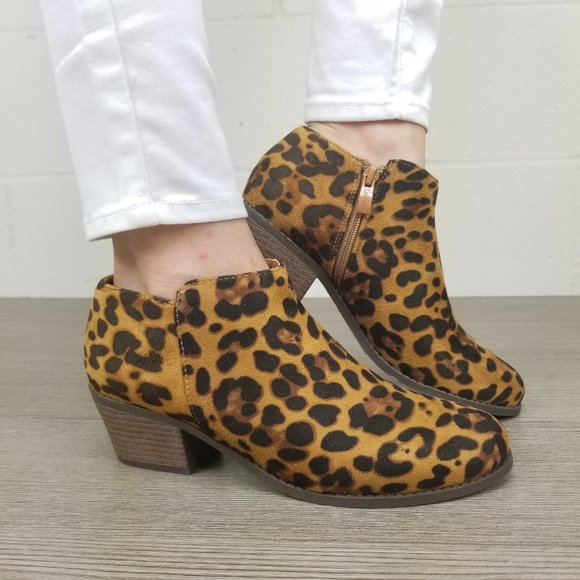 Faux Suede Leopard Print Ankle Booties - Picture 14 of 16